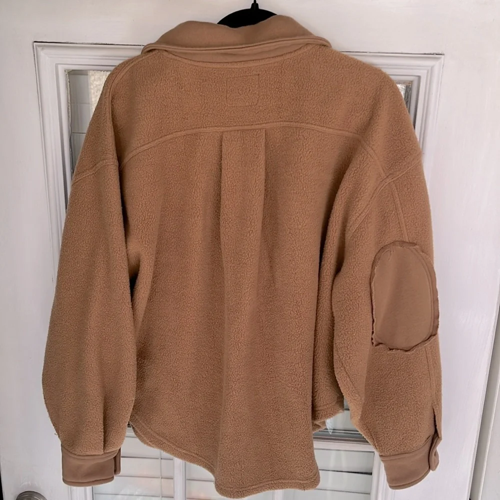 Lily & Lottie Taupe Wilder Sherpa Shacket with Front Pockets and Patched Elbows - Picture 5 of 8